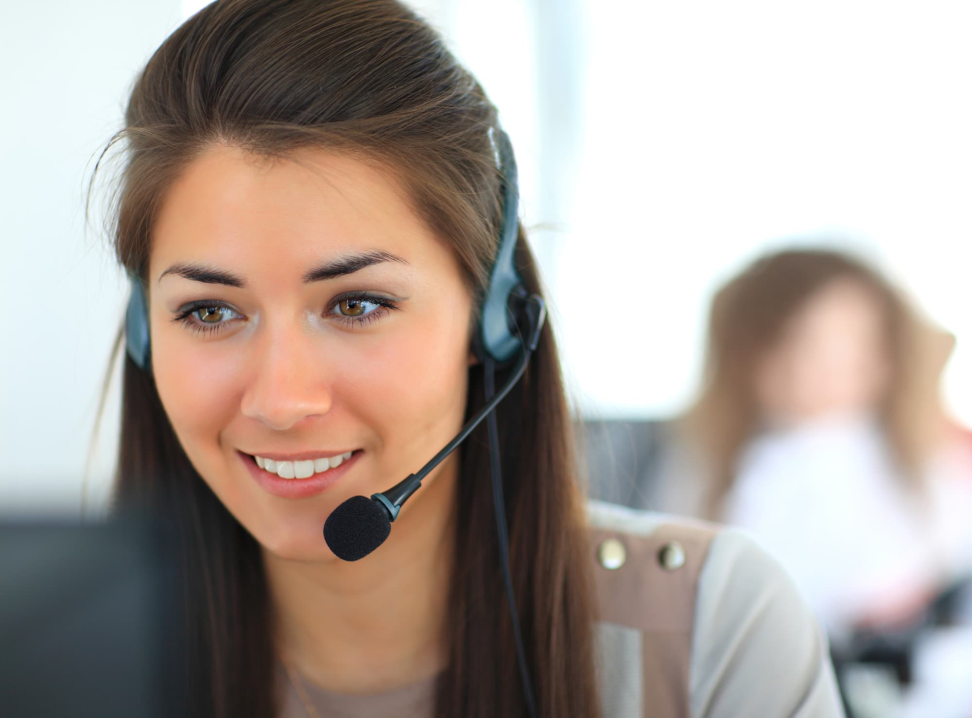 What Is A Customer Service Desk Improve Customer Experience Voitec